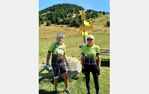 Belle boucle avec passage au col de Chaussy sous un beau soleil!